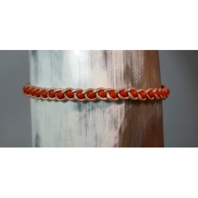 gevlochten leren armbandje metallic beige met oranje gevlochten leren armbandje metallic beige met oranje