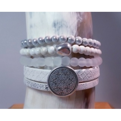 armbanden set in wit armbanden set in wit