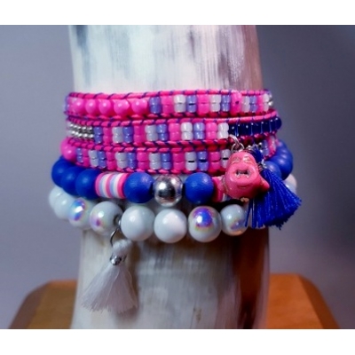 fel blauw met hard roze fel blauw met hard roze