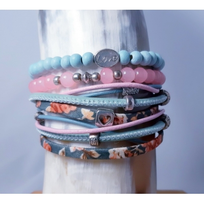 Teal blue met zacht roze Teal blue met zacht roze
