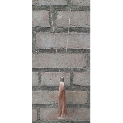 Zilver met rosé-beige tassel Zilver met rosé-beige tassel