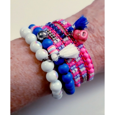 fel blauw met hard roze fel blauw met hard roze