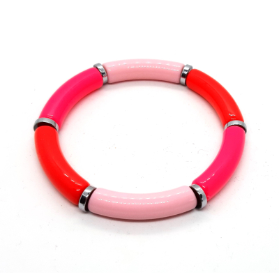 armband van roze tube kralen