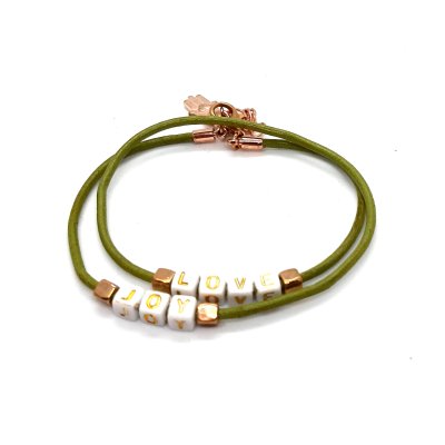 joy...love armband in zacht groen