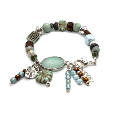 bohemian armband in zacht mint blauw met bruin