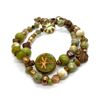 bohemian armband in limegroen /goudbrons