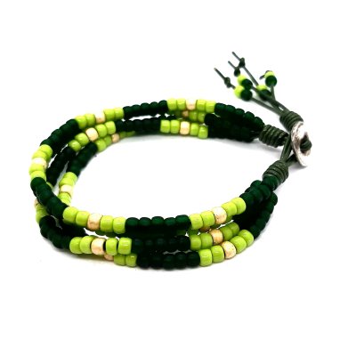 kralenarmband mat en fel groen kralenarmband mat en fel groen